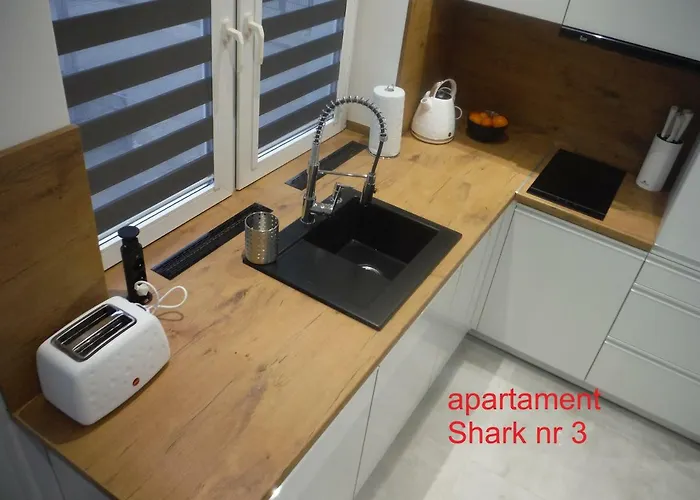 Shark Apartment *