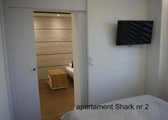 Shark Apartment *
